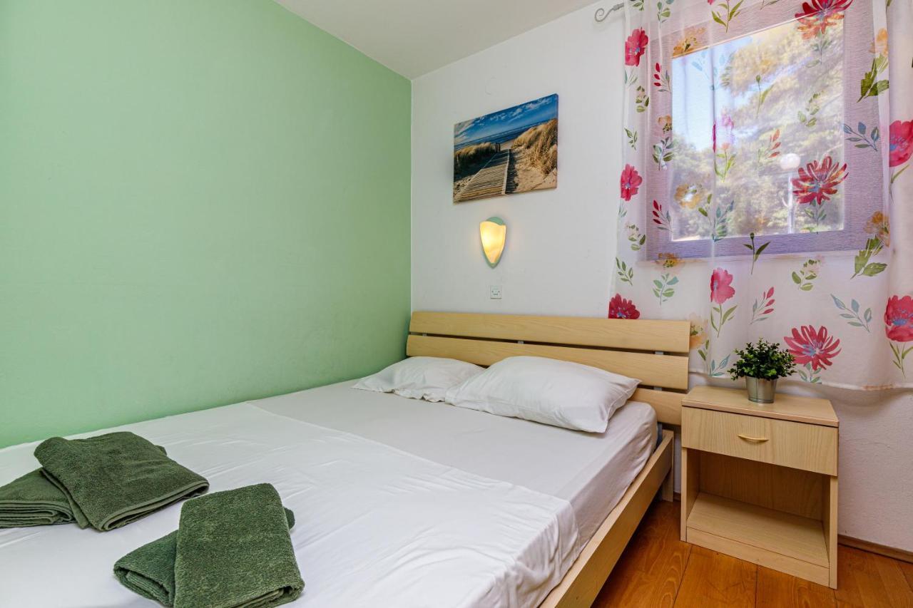 Al Mare Apartments Rovinj Exterior photo