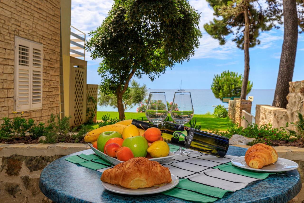Al Mare Apartments Rovinj Exterior photo